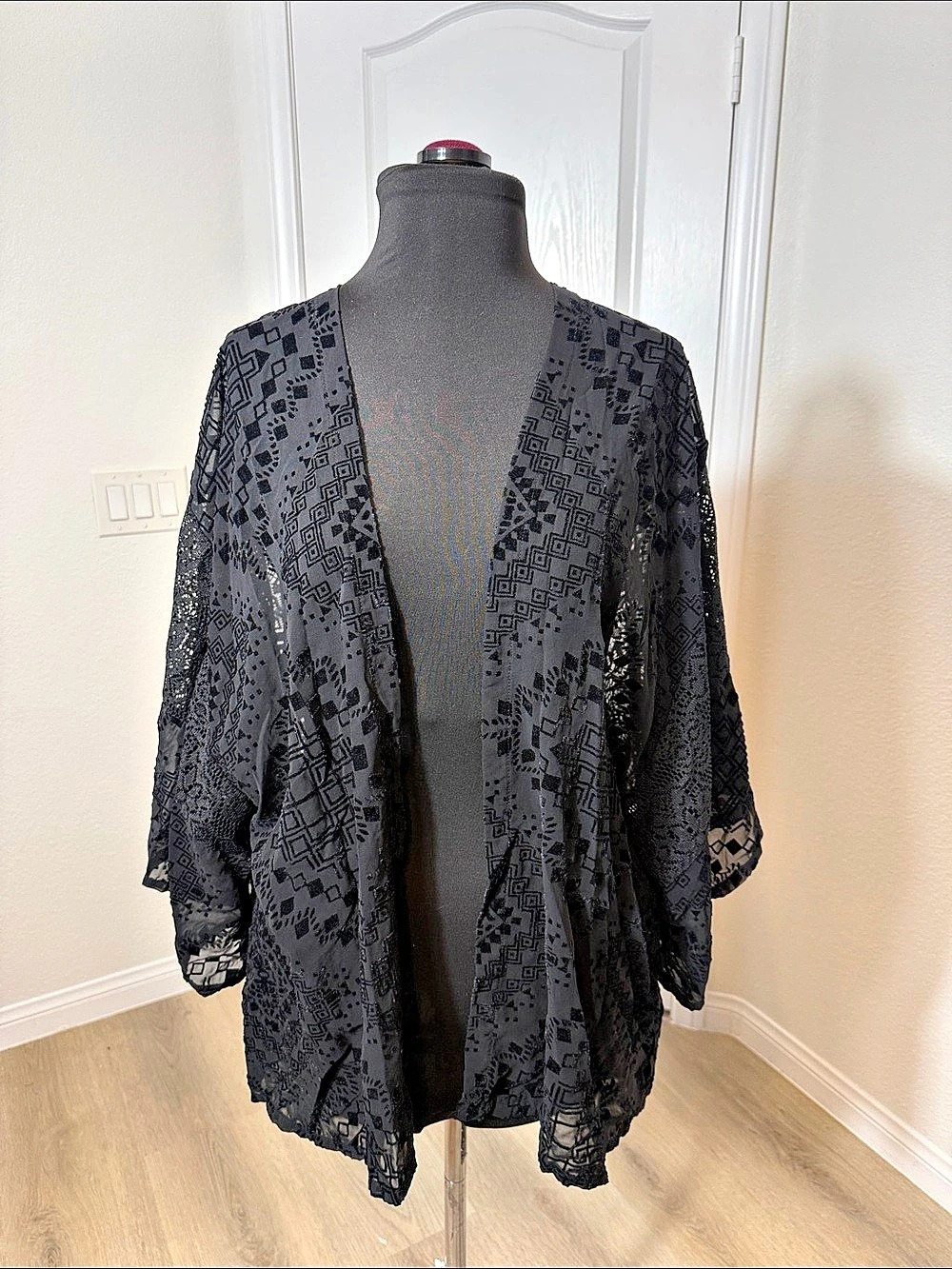 Hollister Black Lace and Velvet Burnout Patchwork Open Short Kimono O/S